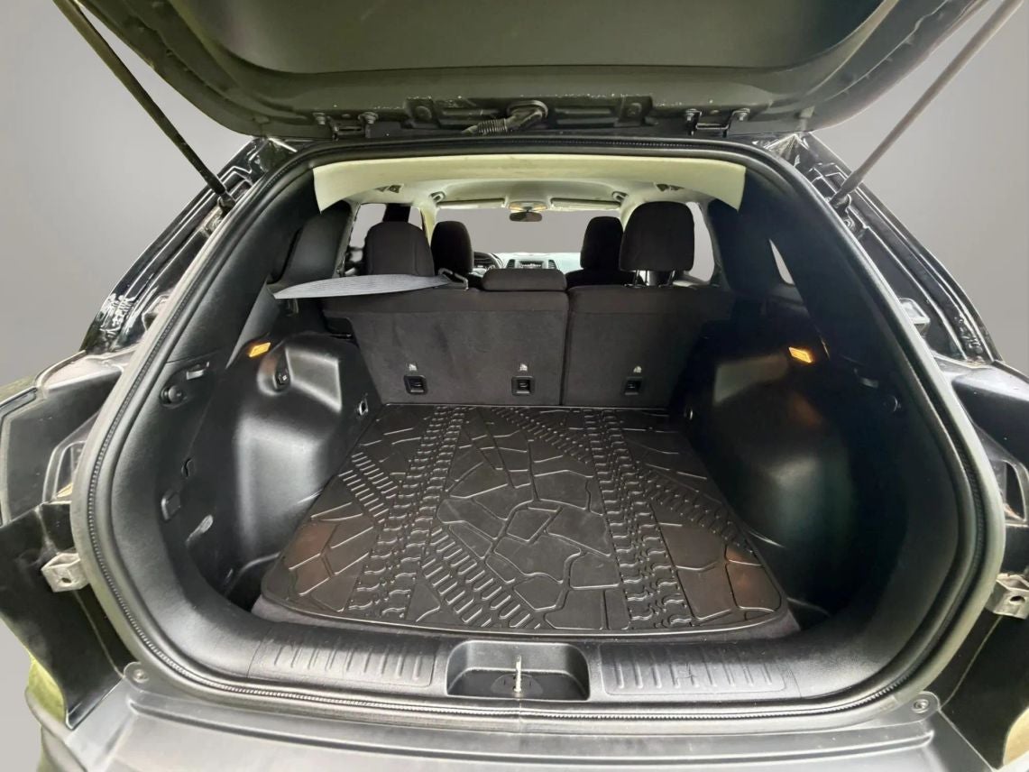 2020 Jeep Cherokee Latitude Sport Utility 4D