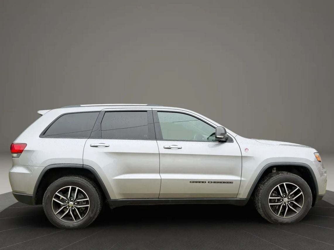 2017 Jeep Grand Cherokee Trailhawk Sport Utility 4D