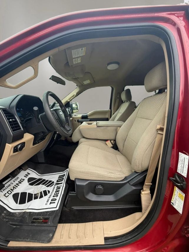 2017 Ford F150 SuperCrew Cab XLT Pickup 4D 5 1/2 ft