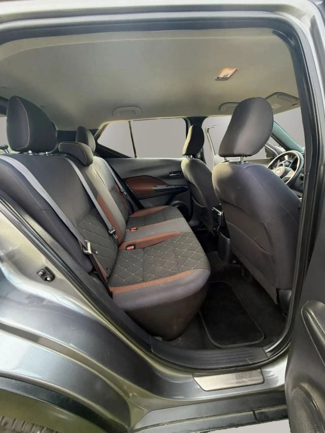 2019 Nissan Kicks SR Sport Utility 4D