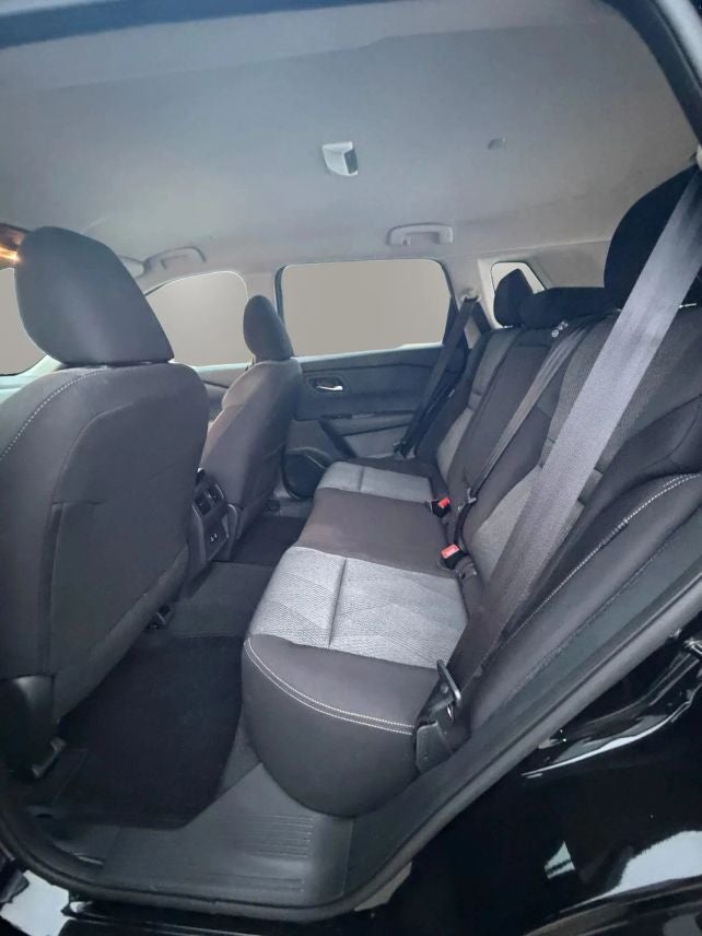 2024 Nissan Rogue SV Sport Utility 4D