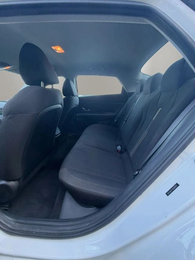 2021 Hyundai Elantra SEL Sedan 4D