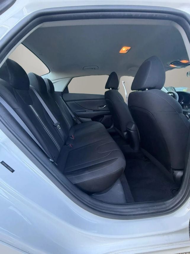 2021 Hyundai Elantra SEL Sedan 4D