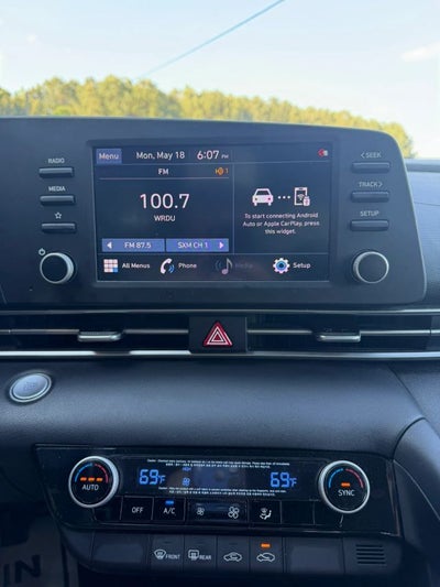 2021 Hyundai Elantra SEL Sedan 4D