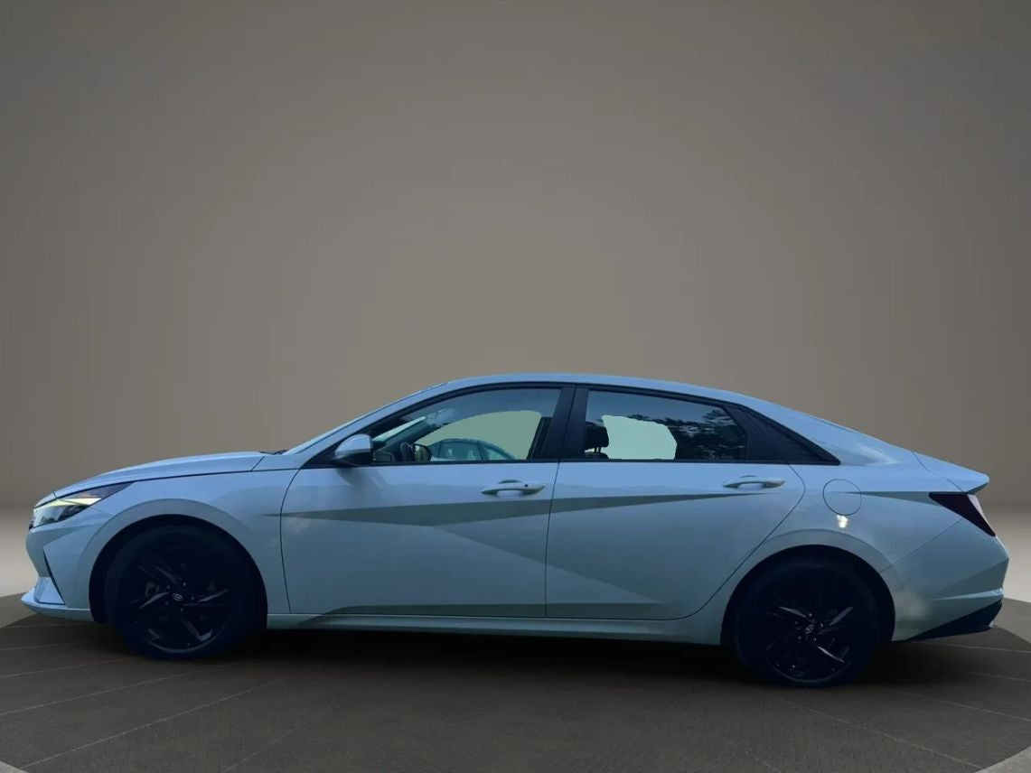 2021 Hyundai Elantra SEL Sedan 4D