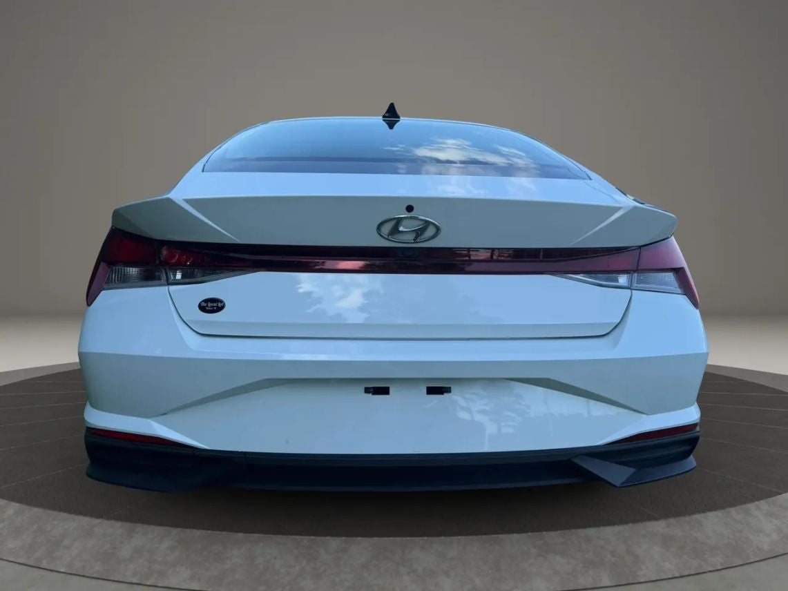 2021 Hyundai Elantra SEL Sedan 4D