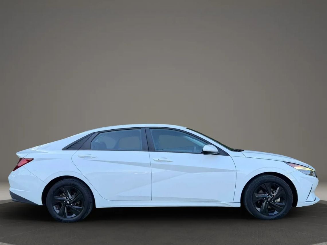 2021 Hyundai Elantra SEL Sedan 4D